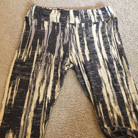 Lularoe brown leggings - TC - Picture 2 of 4